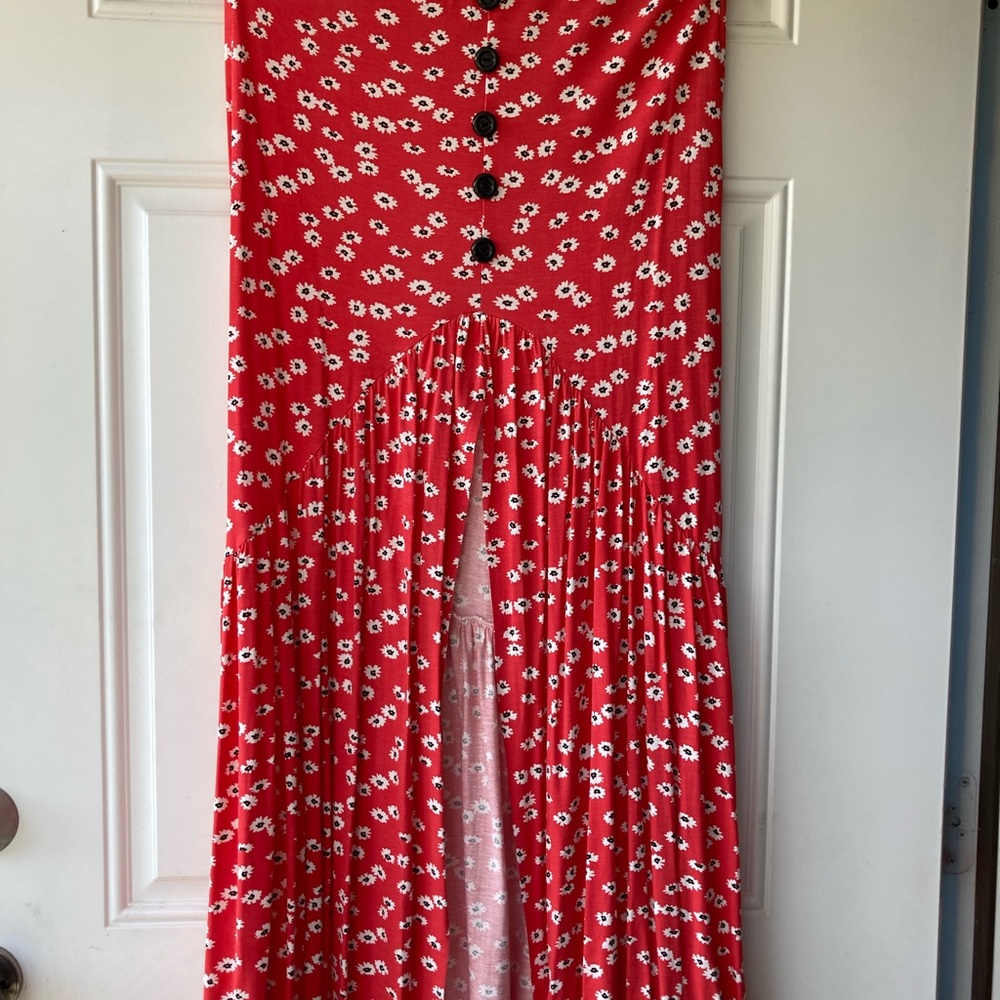 Long skirt, never used